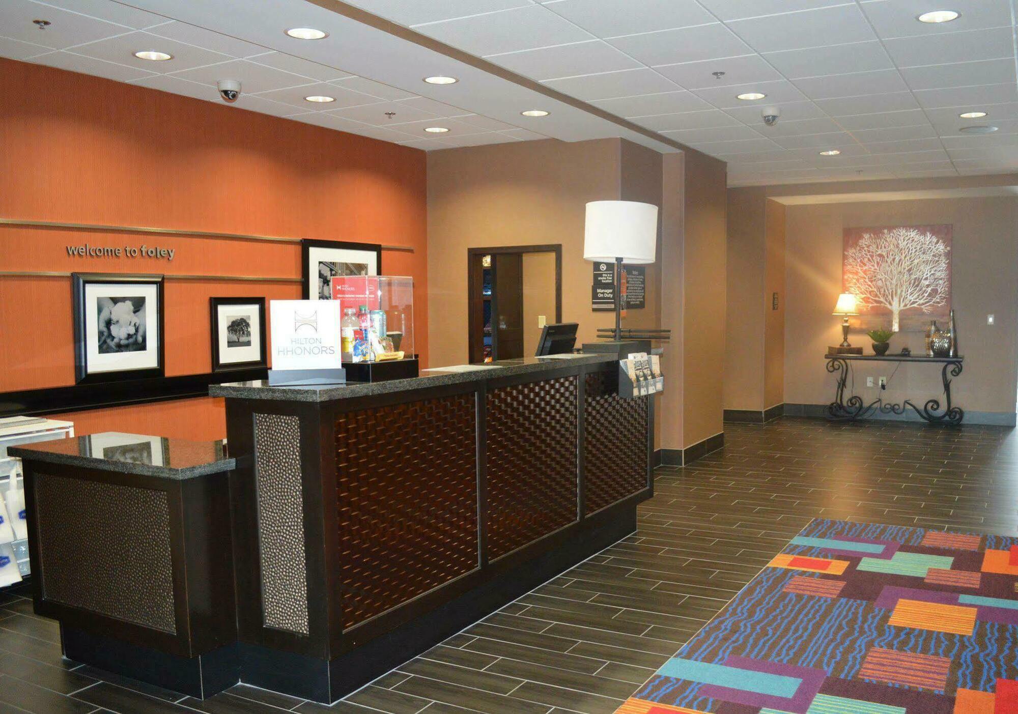 Hampton Inn פולי מראה חיצוני תמונה